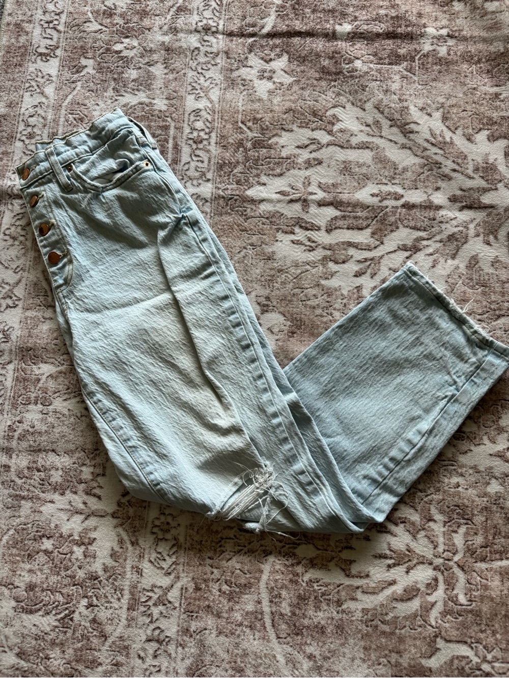 Universal Thread Jeans